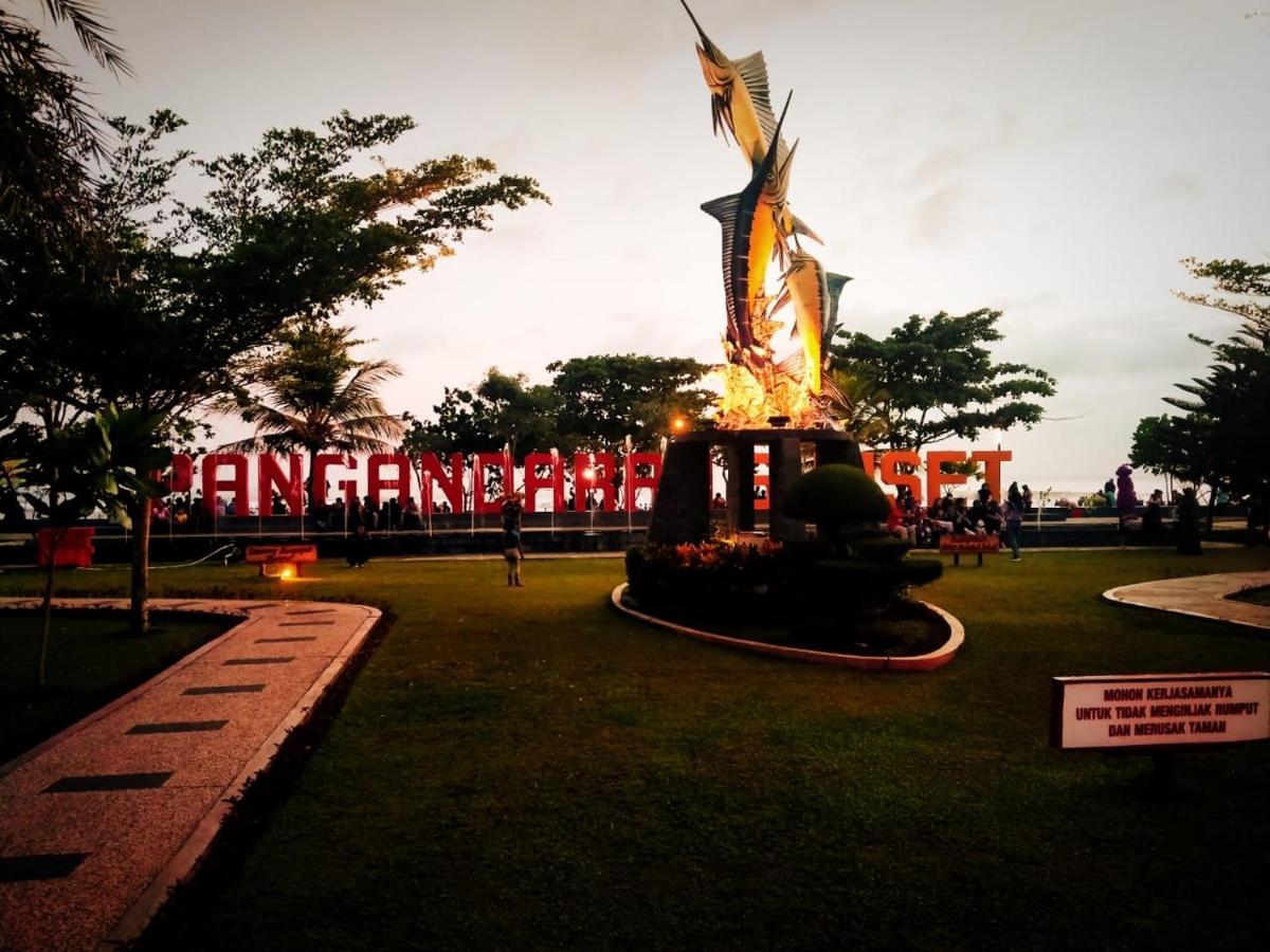 Long Beach Hotel Pangandaran Zewnętrze zdjęcie
