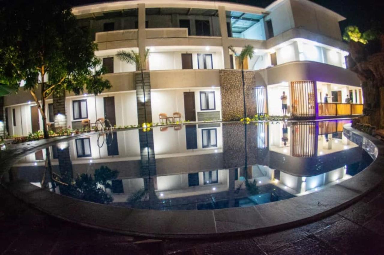Long Beach Hotel Pangandaran Zewnętrze zdjęcie