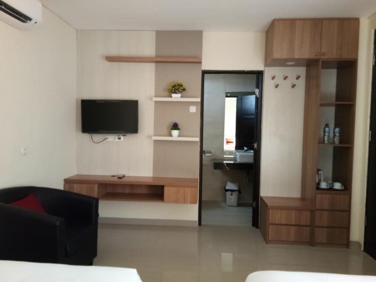 Long Beach Hotel Pangandaran Zewnętrze zdjęcie
