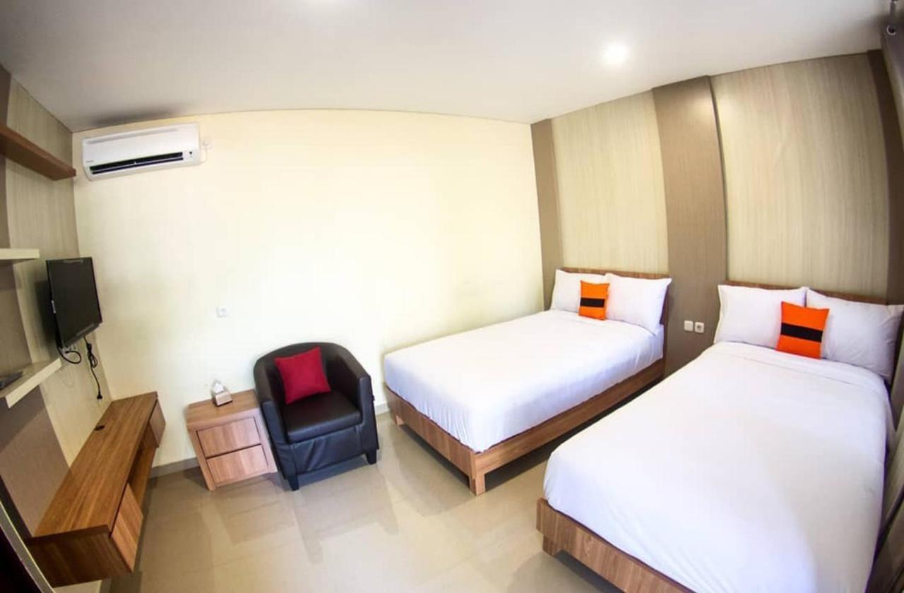 Long Beach Hotel Pangandaran Zewnętrze zdjęcie