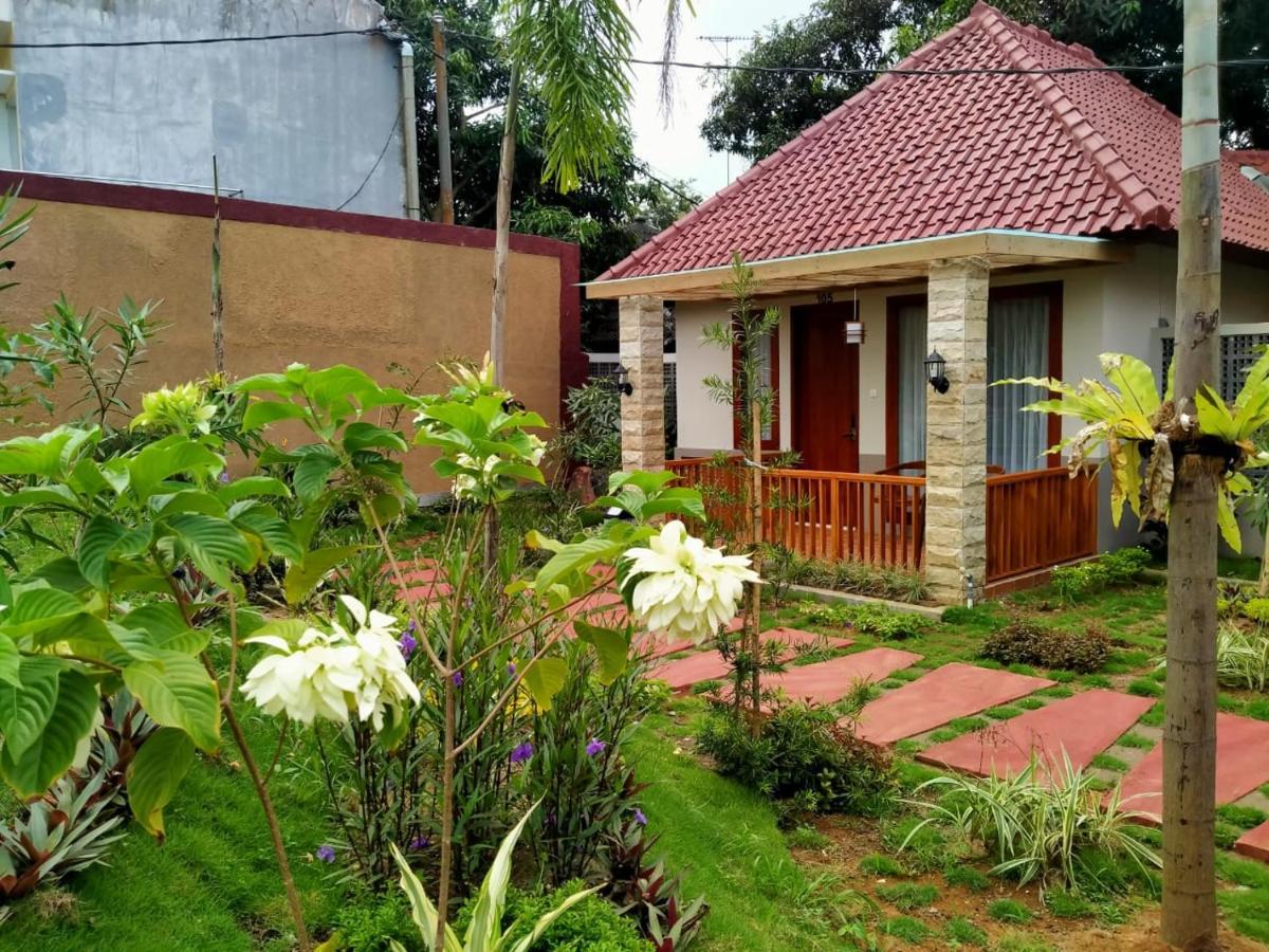 Long Beach Hotel Pangandaran Zewnętrze zdjęcie