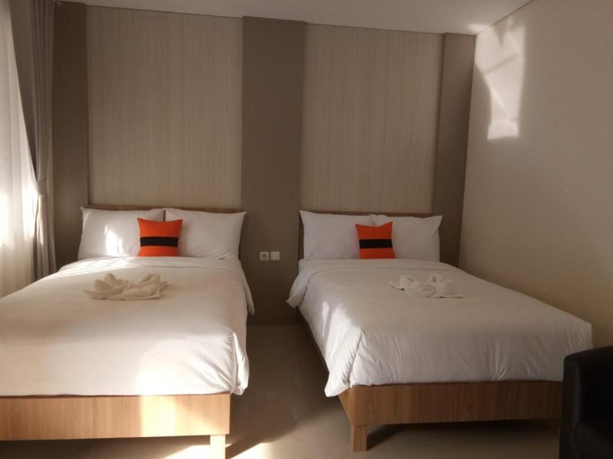 Long Beach Hotel Pangandaran Zewnętrze zdjęcie