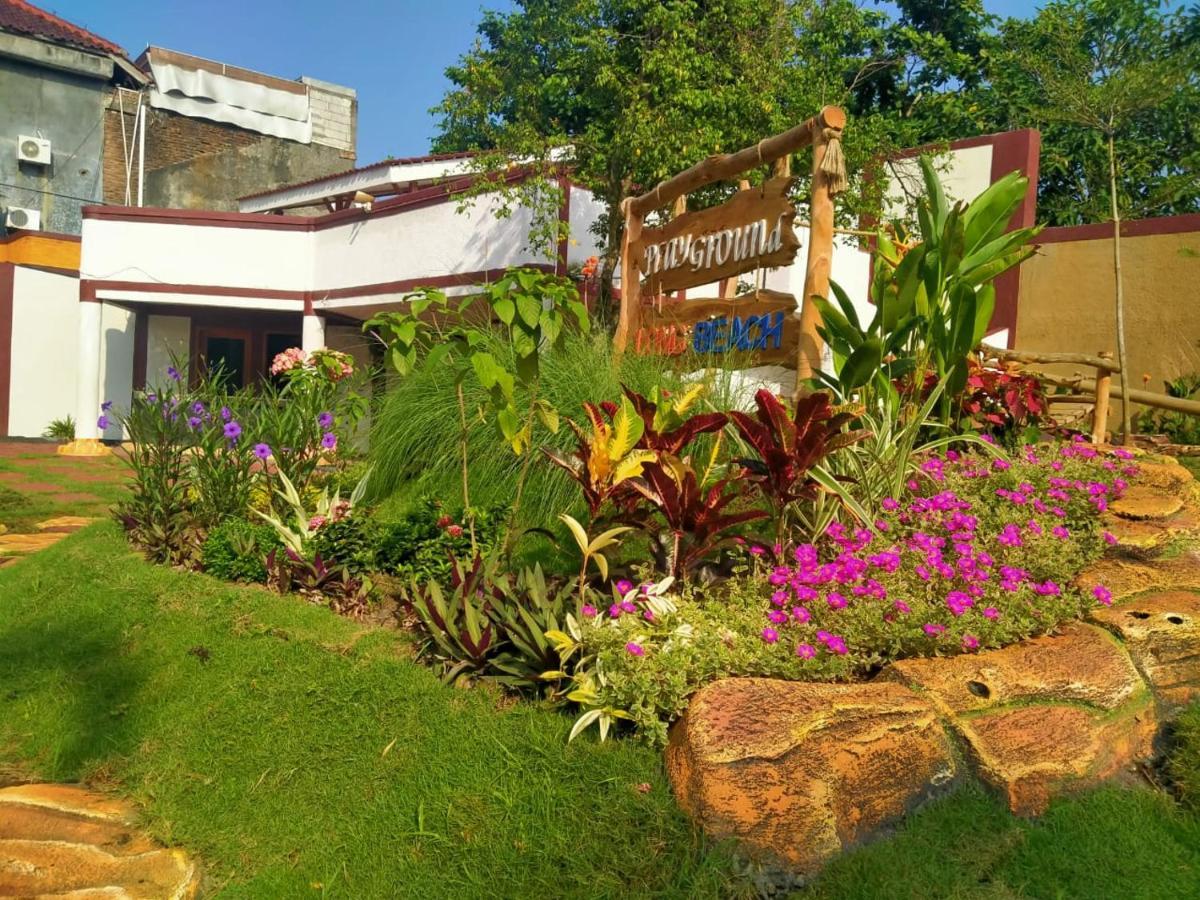 Long Beach Hotel Pangandaran Zewnętrze zdjęcie
