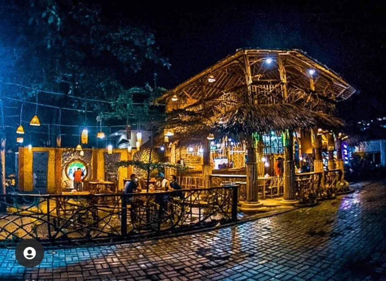 Long Beach Hotel Pangandaran Zewnętrze zdjęcie